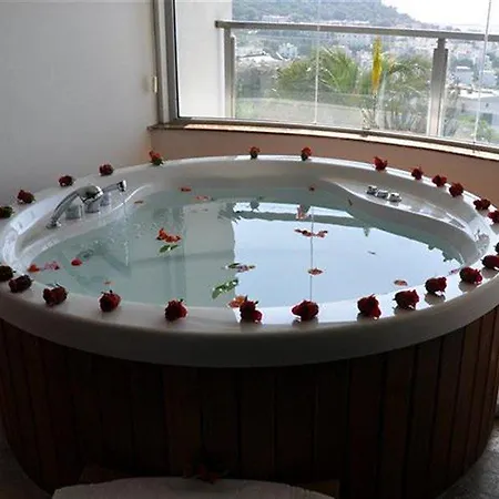 Hotel Marinem Karaca